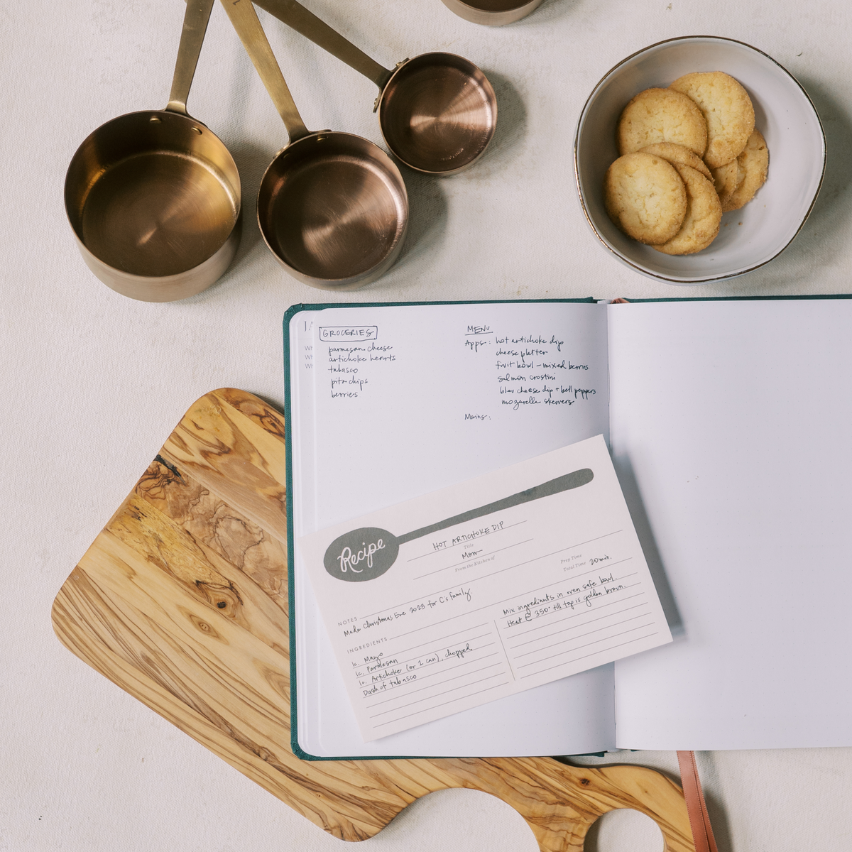 2027 Solé Weekly Planner